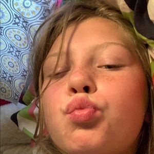 Meet your Posher, Maadie